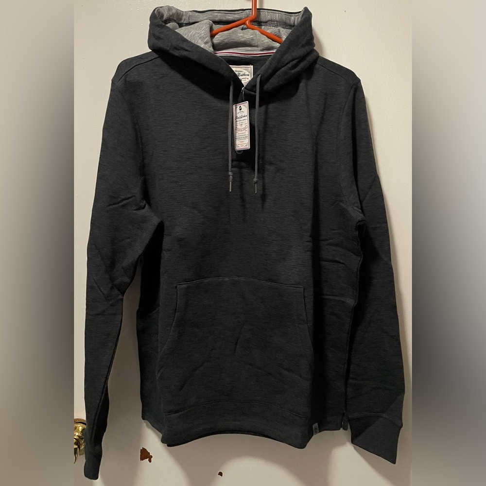Flag & Anthem Men’s Classic Charcoal Heather Sweat Hoodie Front Pocket Medium